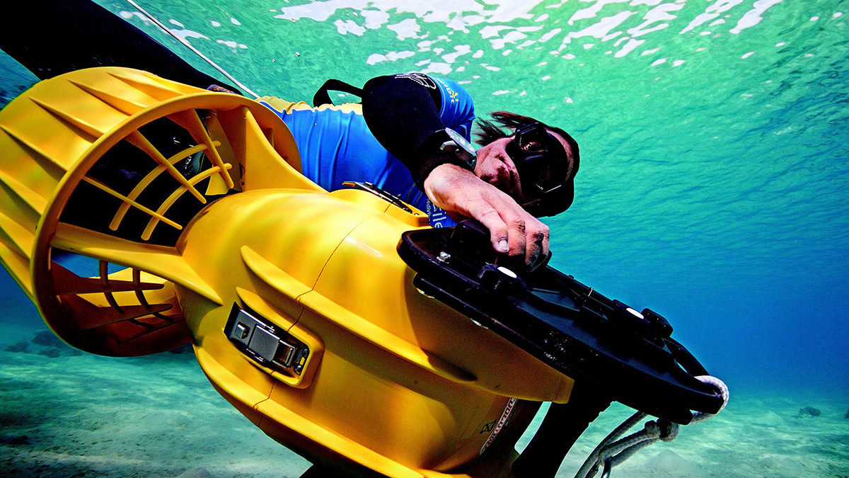 Scooter / DPV Diving
