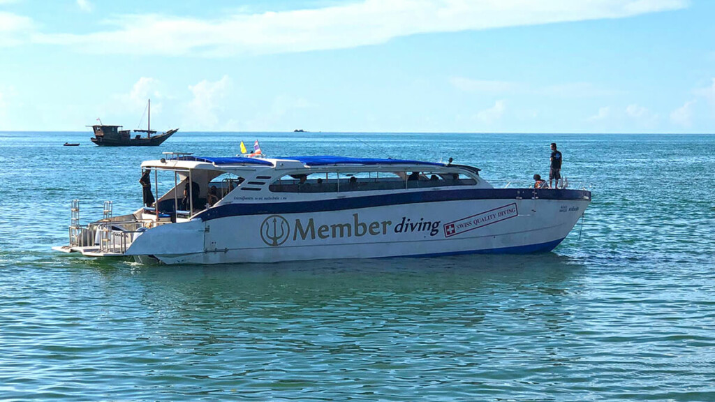Member Diving Tauchboot