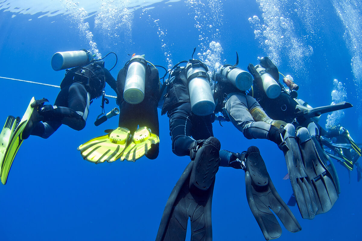 Ascending to New Depths - SSI Advanced Courses Ascending to New Depths - SSI Advanced Courses
